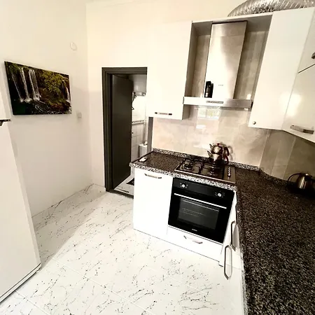 Apartment Konyaalti 600 Metre Uzaklikta 2+1